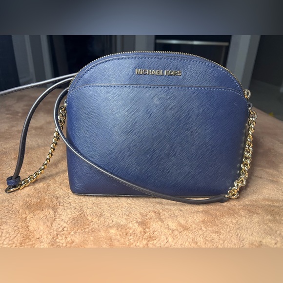 Michael Kors cross body - Picture 1 of 1